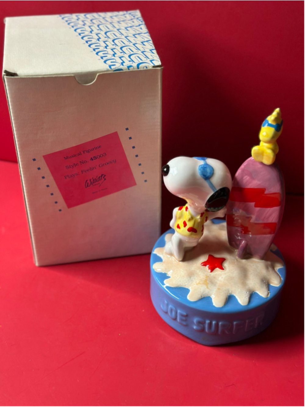 Vintage Peanuts Snoopy & Woodstock Joe Surfer Willitts Ceramic Music box, Rare